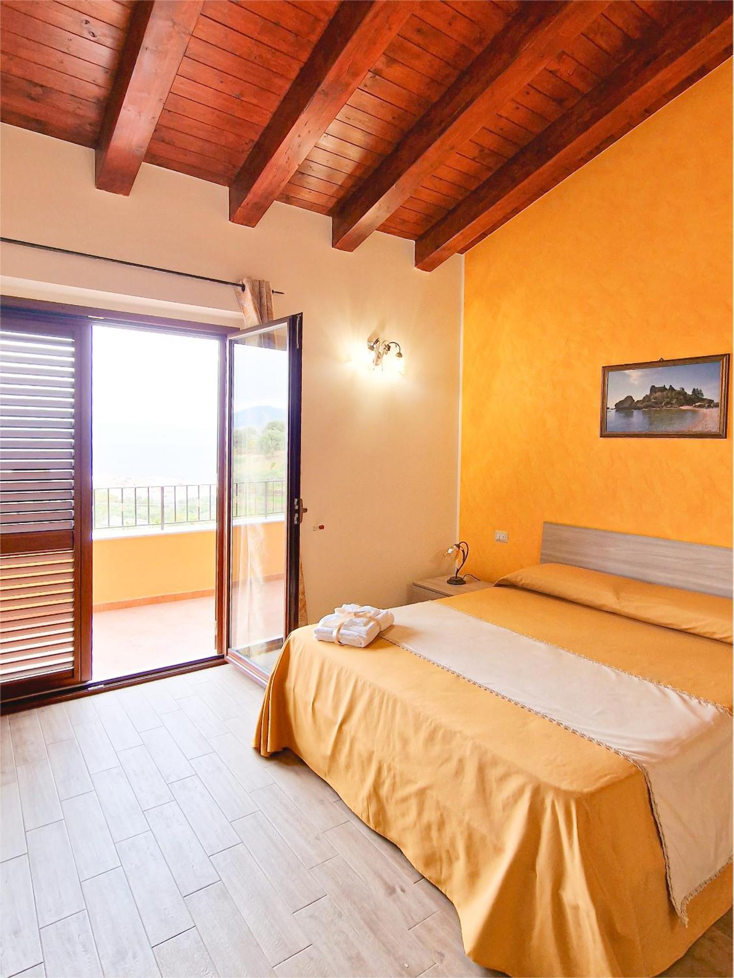 Agriturismo Bella Vista - Da Carmelo Santa Teresa Di Riva Rum bild